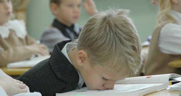 Der Schulalltag DE-RU — немецкие слова на тему Школьные будни